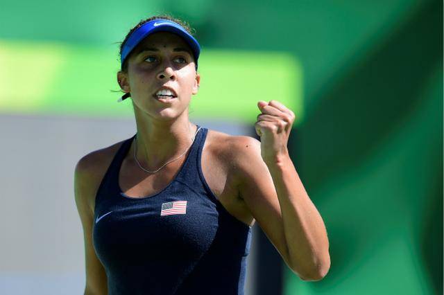 闷头带球 闷头带球