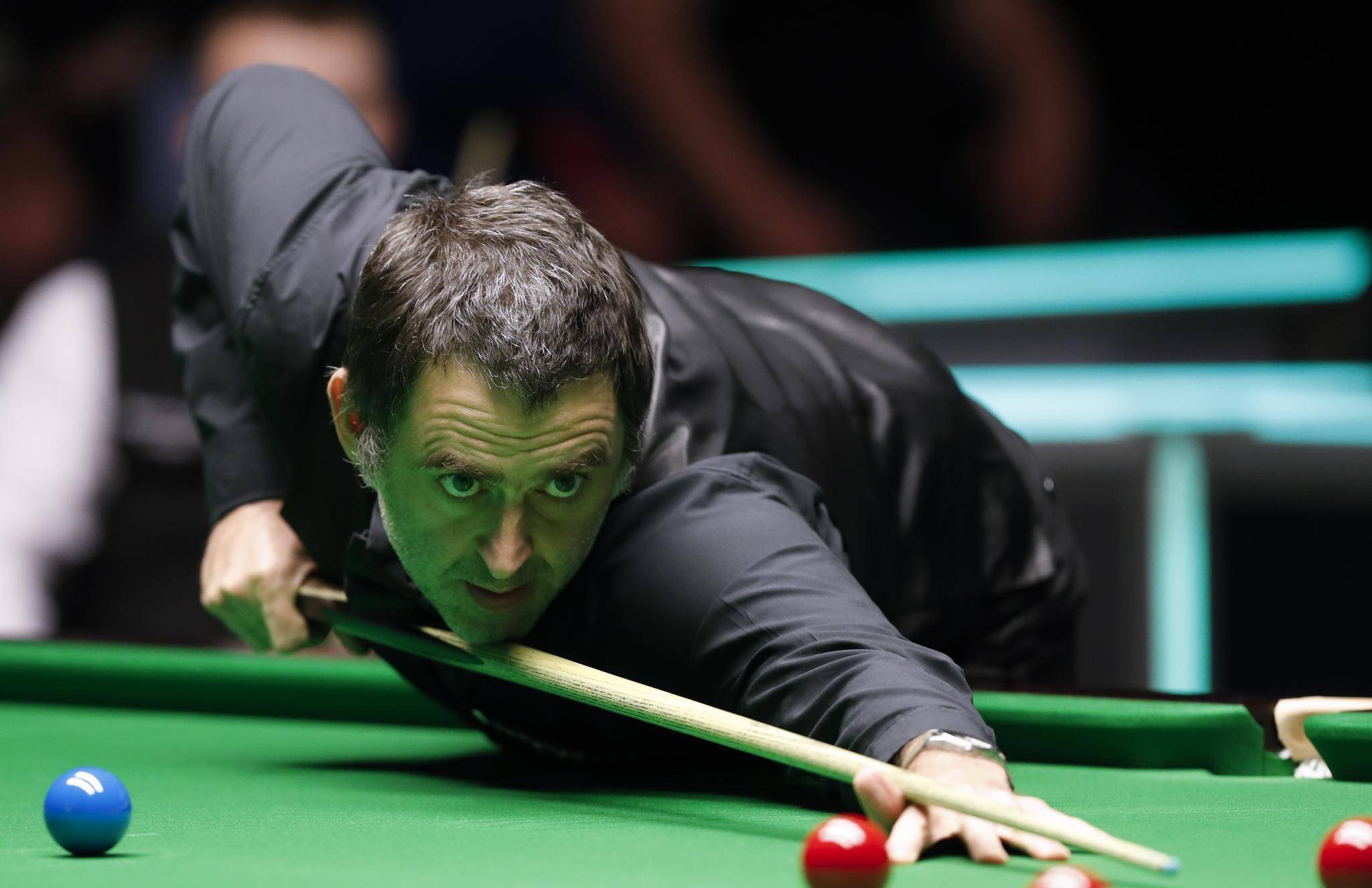 充满挑战的 充满挑战的