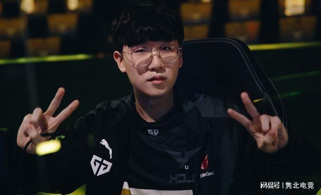 丢同花色中 丢同花色中